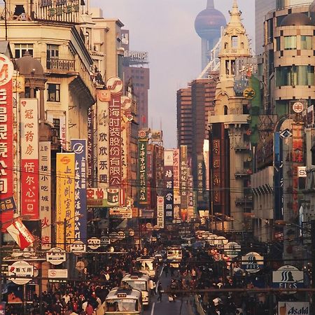 Dayin International Youth Hostel -Near People'S Square & Old Town -Social Area -Bar -Cafe -Gym -Free Laundry Luggage Storage -24H Front Desk -English Service Shanghai Bagian luar foto