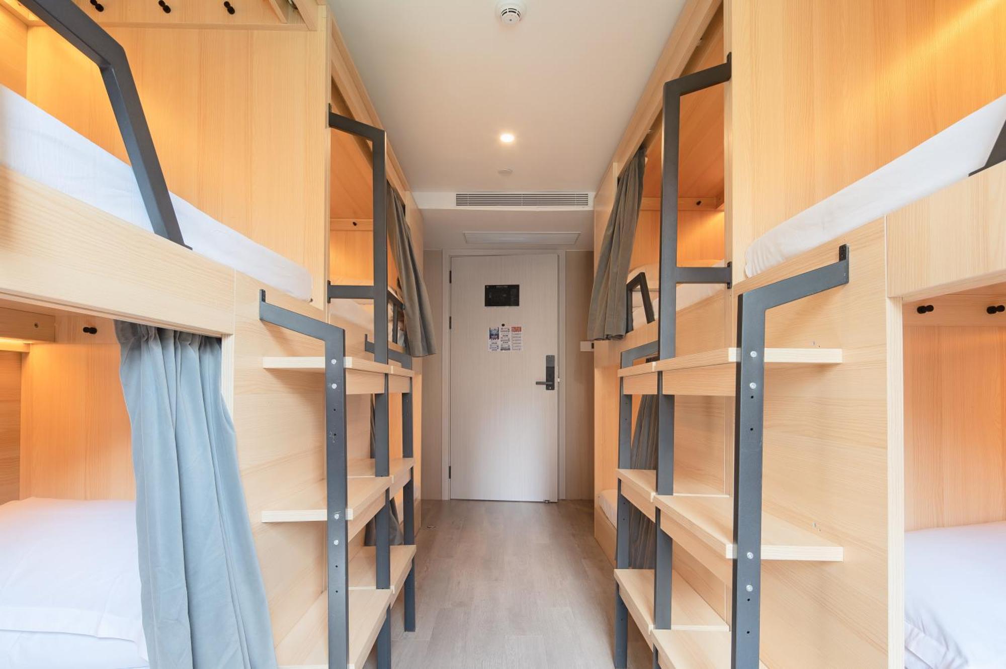 Dayin International Youth Hostel -Near People'S Square & Old Town -Social Area -Bar -Cafe -Gym -Free Laundry Luggage Storage -24H Front Desk -English Service Shanghai Bagian luar foto